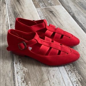 Ko’ton res canvas shoes, size 6